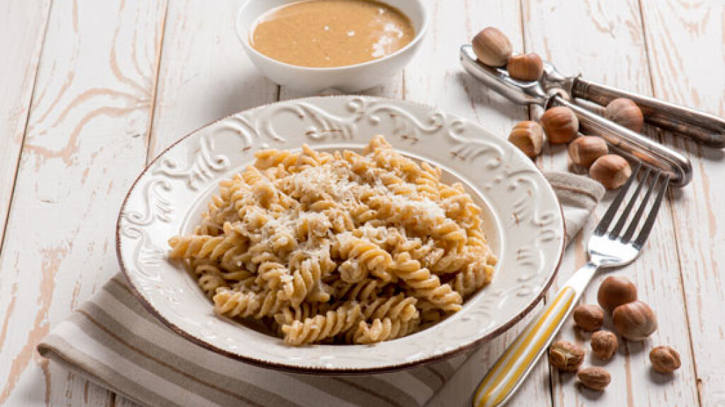 Fusilli alle nocciole di Giffoni - fusilli-nocciole